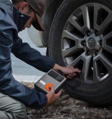 Mini Booster Akü Takviye & Akülü Lastik Şişirme 1750A-150Psı